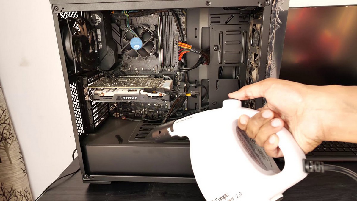 Professional Desktop Cleaning Services in India